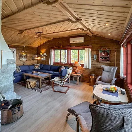 Lovely In With Wifi Holiday home Oyer